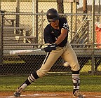 040121V07020 Welch hits a grounder to 1st base - unassisted out 3 t1 sm